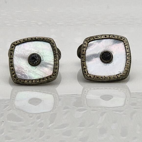Antique Mother of Pearl Diamond Cuff Links - Picture 3 of 8